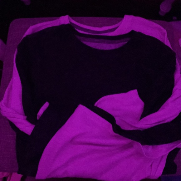 Two danskin long sleeves both included - Picture 3 of 4